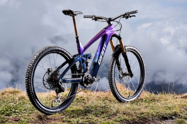 Najzmogljivejši Giant e-MTB doslej- REIGN ADVANCED E+ 2026